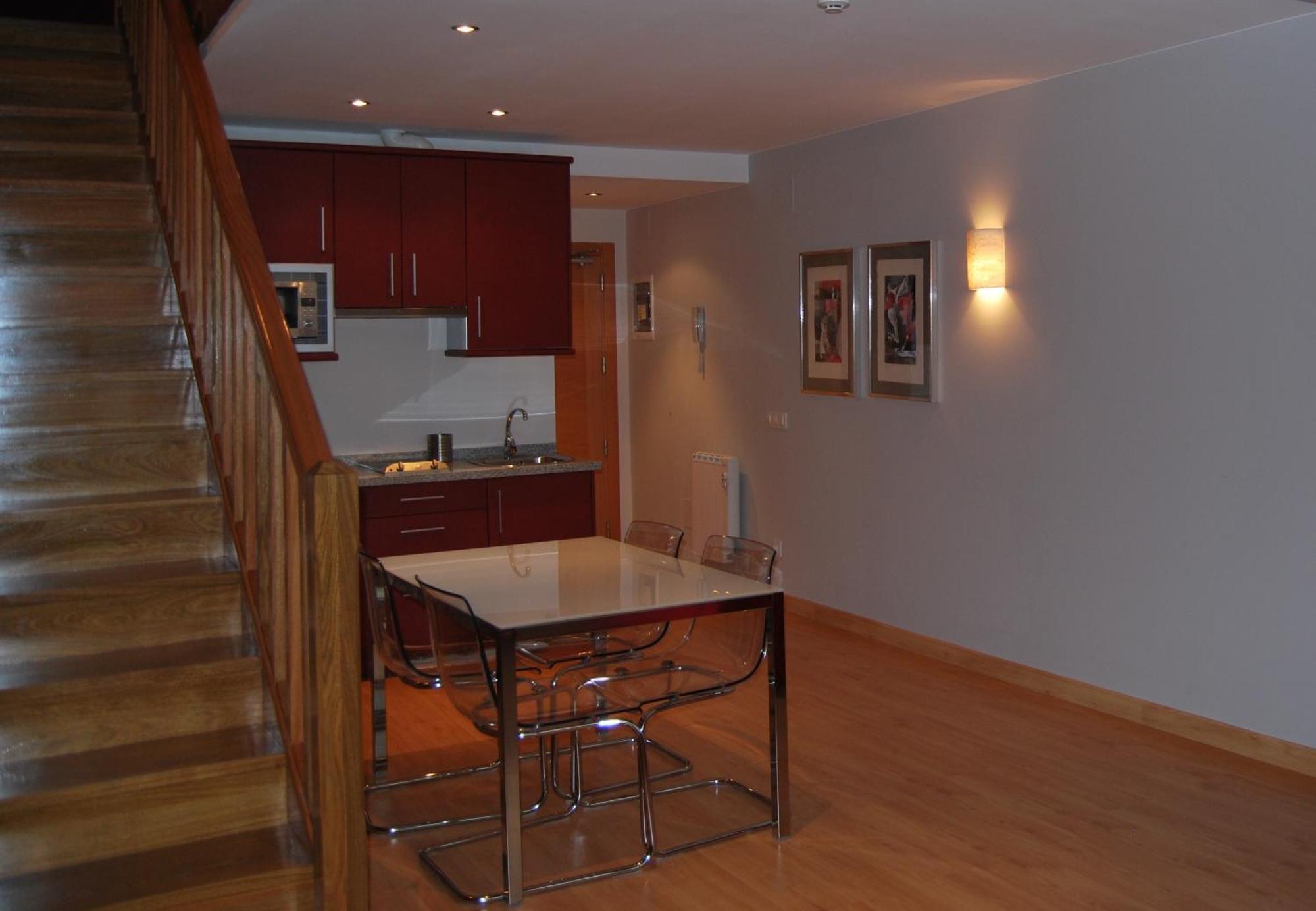 Apartamentos Plaza Mayor 라네스 외부 사진
